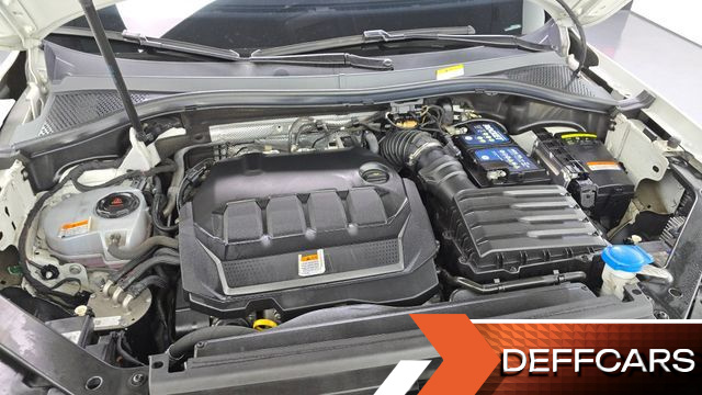 Volkswagen TIGUAN 2.0 TDI Premium купить на сайте DeffCars