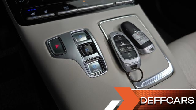 Hyundai GRANDEUR 2.5 Le Blanc купить на сайте DeffCars