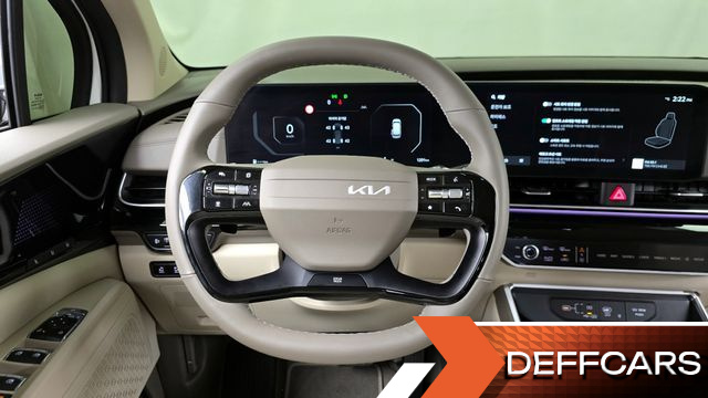 Kia CARNIVAL Gasoline 9-Seater Signature купить на сайте DeffCars