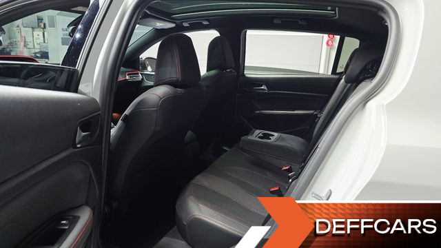 Peugeot 308 1.5 BlueHDi GT Line купить на сайте DeffCars
