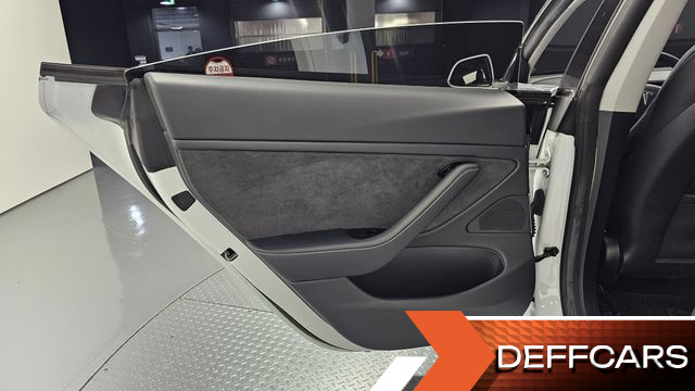 Tesla MODEL 3 Long Range AWD купить на сайте DeffCars