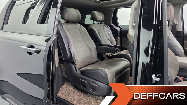Kia CARNIVAL Gasoline 7-Seater Gravity купить на сайте DeffCars