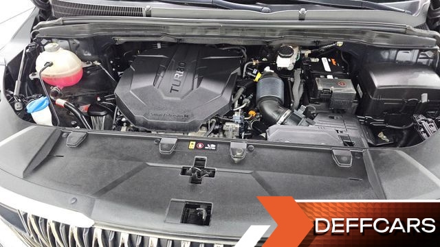 Kia CARNIVAL 9-Seater Noblesse купить на сайте DeffCars