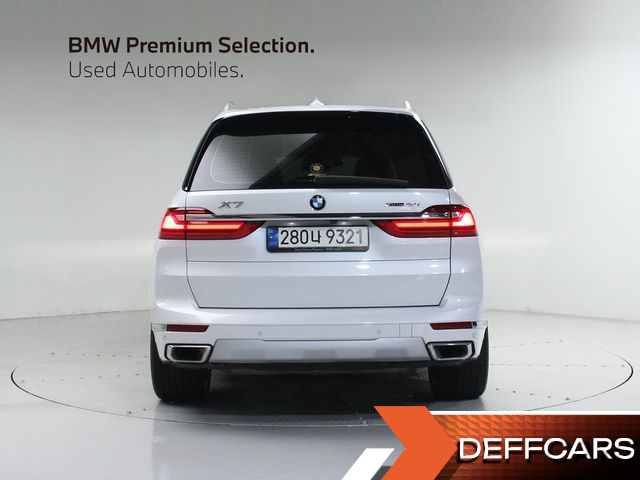 BMW X7 xDrive 40i Design Pure Excellence 6-Seater купить на сайте DeffCars