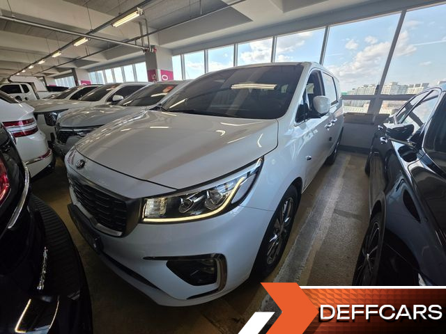 Kia CARNIVAL 9-Seater Noblesse Special купить на сайте DeffCars