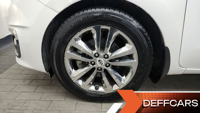 Kia CARNIVAL 9-Seater Noblesse Special купить на сайте DeffCars