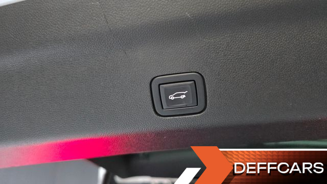 Cadillac ESCALADE 6.2 ESV ESV Sports Platinum купить на сайте DeffCars