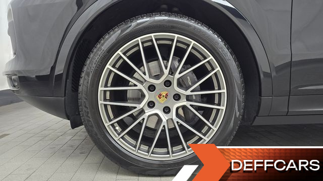 Porsche CAYENNE 3.0 COUPE PLATINUM EDITION купить на сайте DeffCars