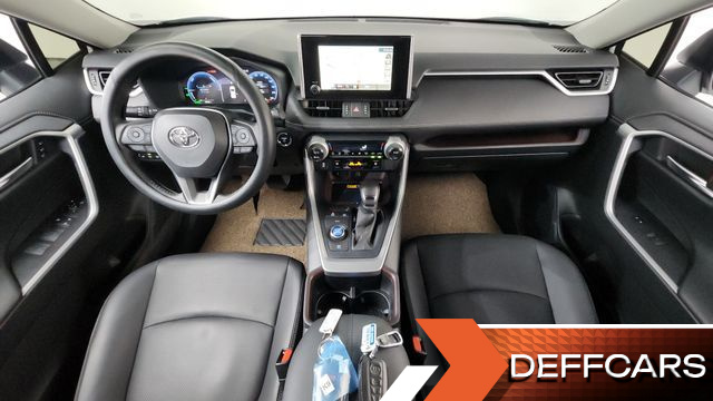 Toyota RAV4 2,5 4WD Hybrid LTD купить на сайте DeffCars