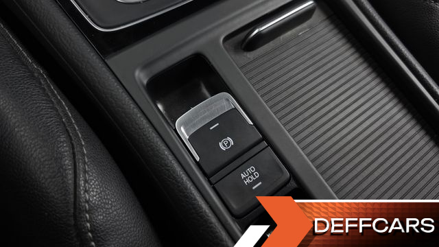 Volkswagen GOLF 2.0 TDI Premium купить на сайте DeffCars