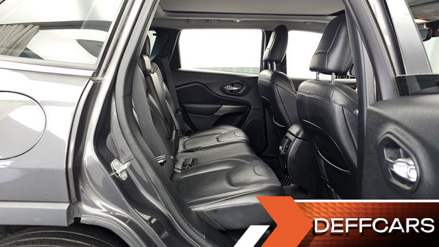 Jeep CHEROKEE 2.4 Limited 2WD купить на сайте DeffCars