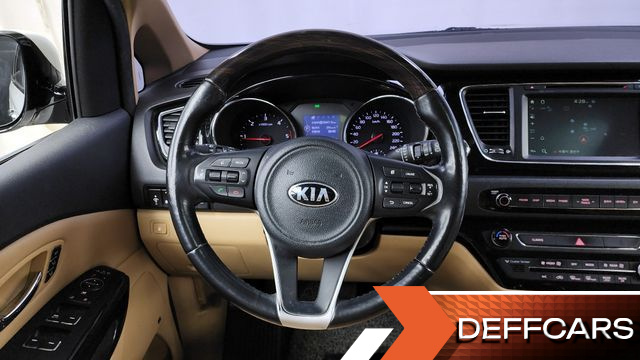 Kia CARNIVAL 9-Seater Noblesse Special купить на сайте DeffCars