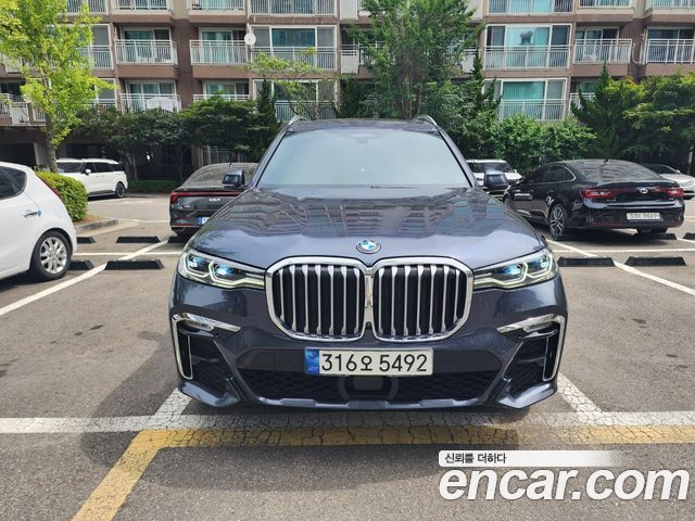 BMW X7 xDrive 40i M Sport 6STR купить на сайте DeffCars