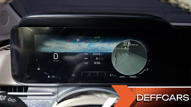 Kia CARNIVAL Gasoline 4-Seater Hi-Limousine Signature купить на сайте DeffCars