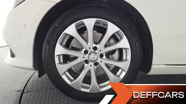 Mercedes E-CLASS E220d Exclusive купить на сайте DeffCars
