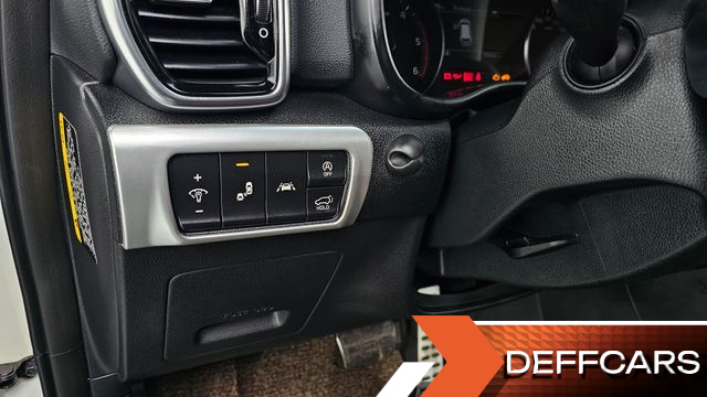 Kia SPORTAGE Diesel 2.0 2WD Inteligent купить на сайте DeffCars