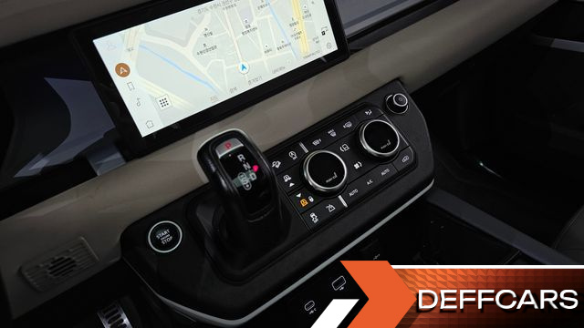 Land Rover DEFENDER 110 D250 SE купить на сайте DeffCars