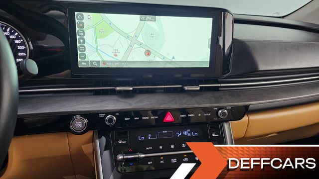 Kia CARNIVAL 9-Seater Prestige купить на сайте DeffCars