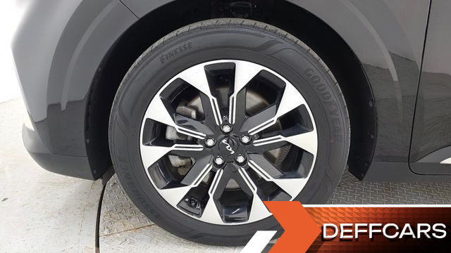 Kia CARNIVAL 9-Seater Noblesse купить на сайте DeffCars