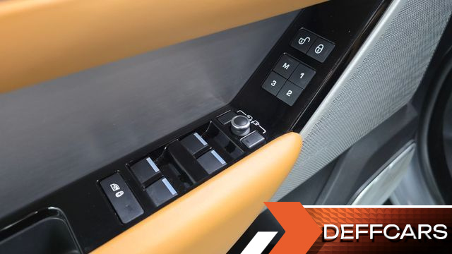 Land Rover RANGE ROVER VELAR 3.0 D300 R-Dynamic HSE купить на сайте DeffCars