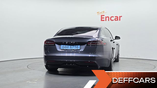 Tesla MODEL S AWD купить на сайте DeffCars
