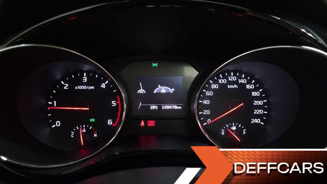 Kia CARNIVAL 7-seater Limousine VIP купить на сайте DeffCars