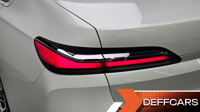 BMW 7-SERIES 740i sDrive Design Pure Excellence купить на сайте DeffCars