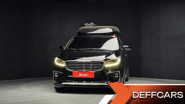 Kia CARNIVAL 9-Seater Hi-Limousine Prestige Hiroof купить на сайте DeffCars