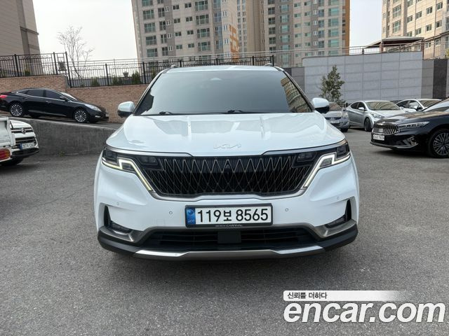 Kia CARNIVAL 9-Seater Noblesse купить на сайте DeffCars