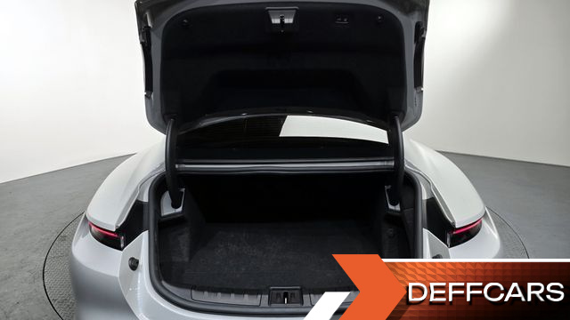 Porsche TAYCAN Base купить на сайте DeffCars