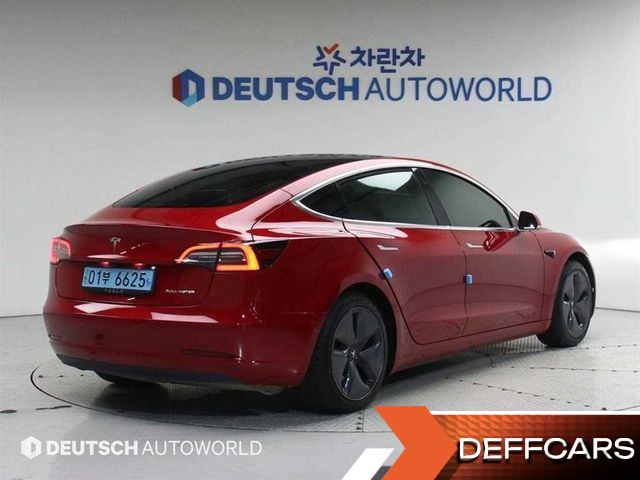 Tesla MODEL 3 Long Range AWD купить на сайте DeffCars
