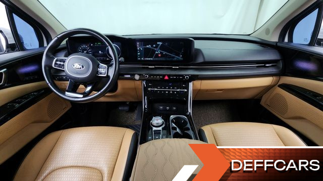 Kia CARNIVAL 9-Seater Signature купить на сайте DeffCars