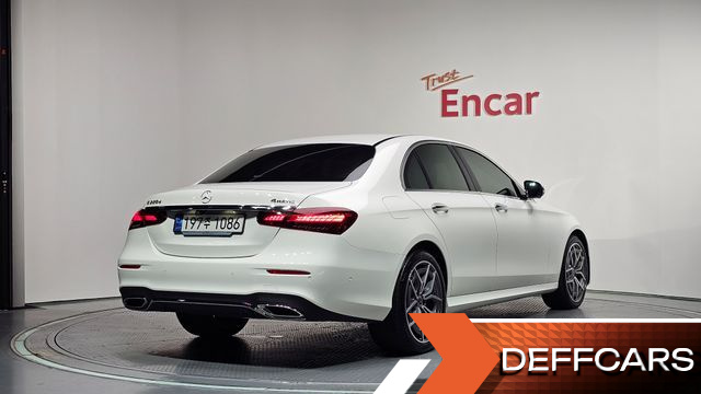 Mercedes E-CLASS E220d 4MATIC AMG Line купить на сайте DeffCars