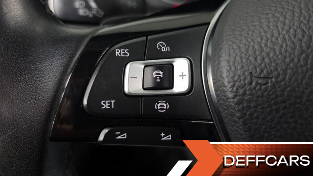 Volkswagen TIGUAN 2.0 TDI Premium купить на сайте DeffCars
