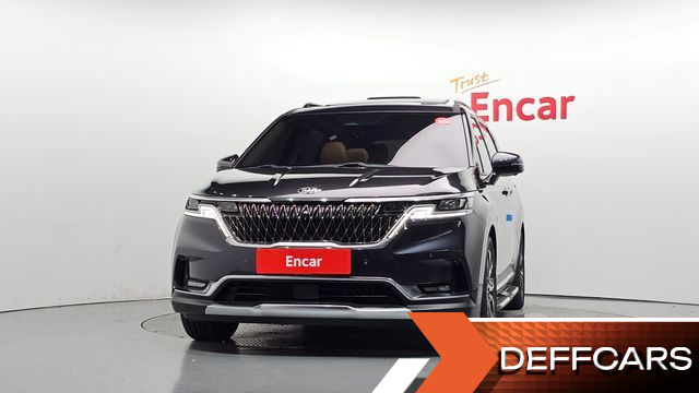 Kia CARNIVAL Gasoline 9-Seater Signature купить на сайте DeffCars
