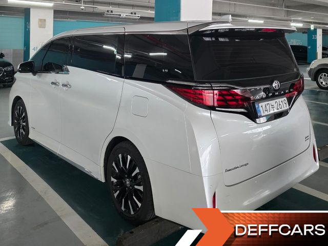 Toyota ALPHARD 2.5 HEV Executive AWD купить на сайте DeffCars