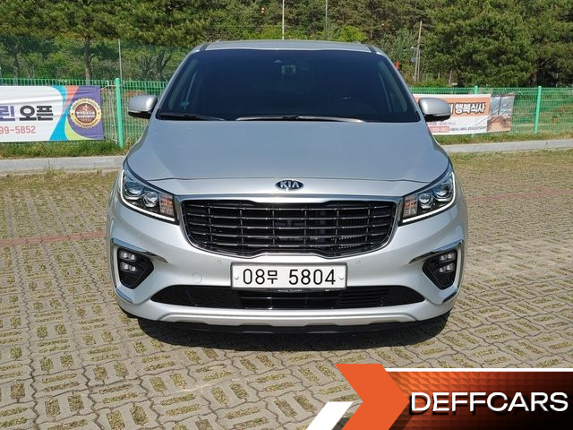 Kia CARNIVAL 9-Seater Noblesse Special купить на сайте DeffCars