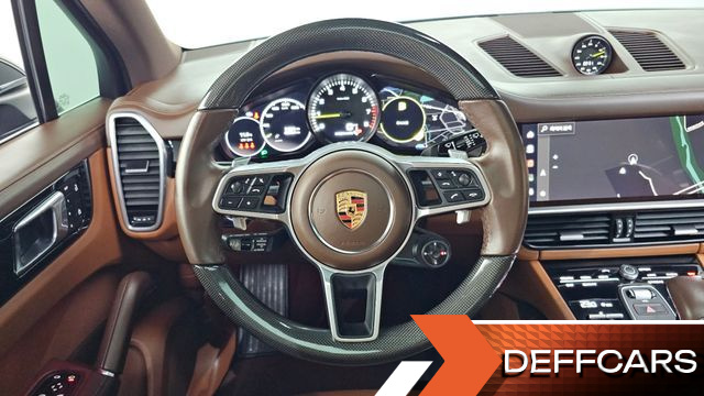 Porsche CAYENNE 3.0 E-Hybrid купить на сайте DeffCars