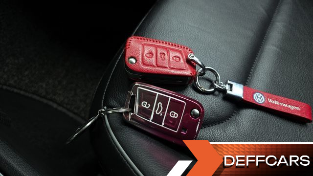 Volkswagen TIGUAN 2.0 TDI Premium купить на сайте DeffCars