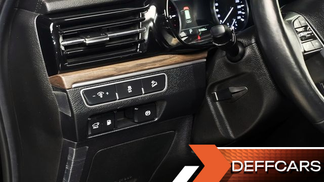 Kia MOHAVE Diesel 3.0 4WD 7-Seater Platinum купить на сайте DeffCars