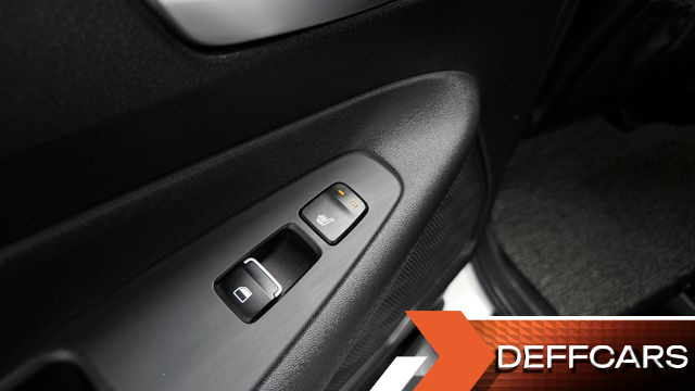 Hyundai SANTAFE Gasoline 2.0T 2WD Exclusive купить на сайте DeffCars