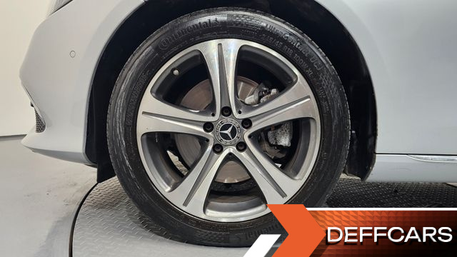 Mercedes E-CLASS E220d 4MATIC Exclusive купить на сайте DeffCars