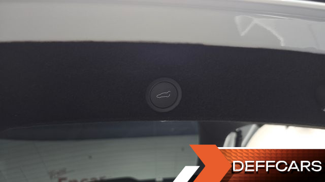 Tesla MODEL Y Long Range AWD купить на сайте DeffCars