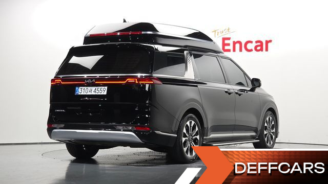 Kia CARNIVAL Gasoline 9-Seater Hi-Limousine Signature купить на сайте DeffCars