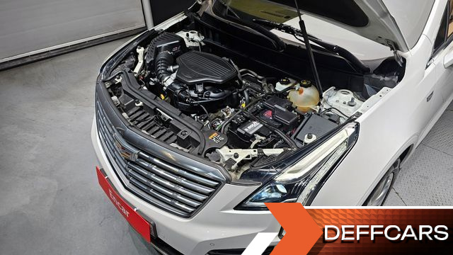 Cadillac XT5 3.6 Platinum купить на сайте DeffCars