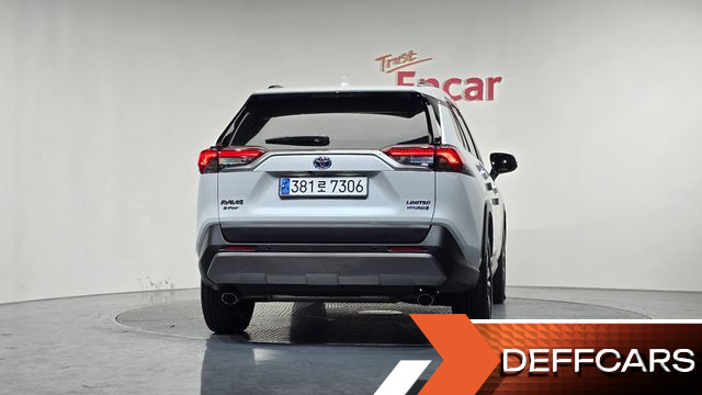 Toyota RAV4 2,5 4WD Hybrid LTD купить на сайте DeffCars