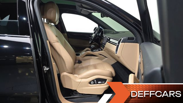 Porsche CAYENNE 3.0 E-Hybrid купить на сайте DeffCars