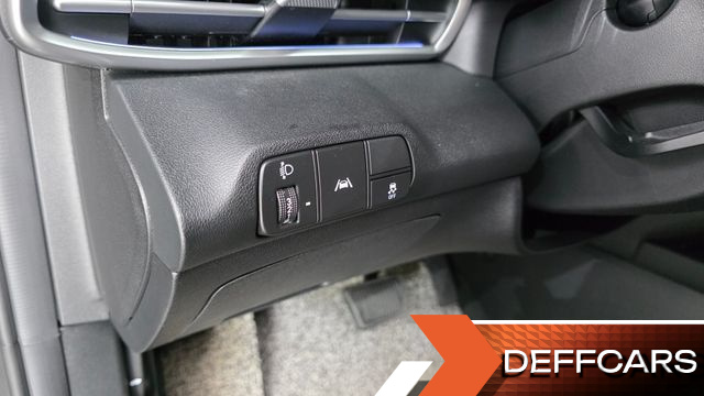 Hyundai AVANTE 1.6 Inspiration купить на сайте DeffCars