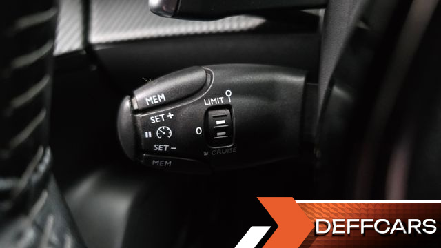 Peugeot 2008 1.5 BlueHDi Allure купить на сайте DeffCars