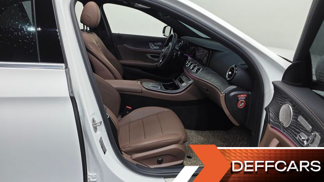 Mercedes E-CLASS E350 4MATIC Exclusive купить на сайте DeffCars